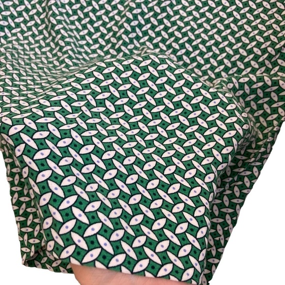 Ann Taylor Wide Leg Pull-on Pants Kelly Green/White Geometric Print NWT Size L - Picture 9 of 13